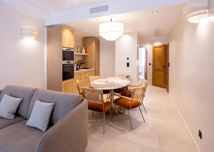 Apartment Port De Tropez & Place Des Lices - Clemenceau Saint-Tropez