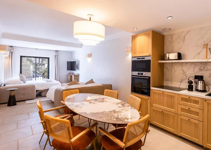 Apartment Port De Tropez & Place Des Lices - Clemenceau *