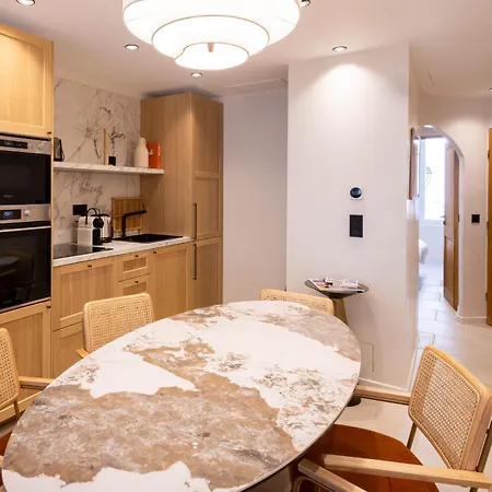 Port De Tropez & Place Des Lices - Clemenceau * 쎙뜨호뻬